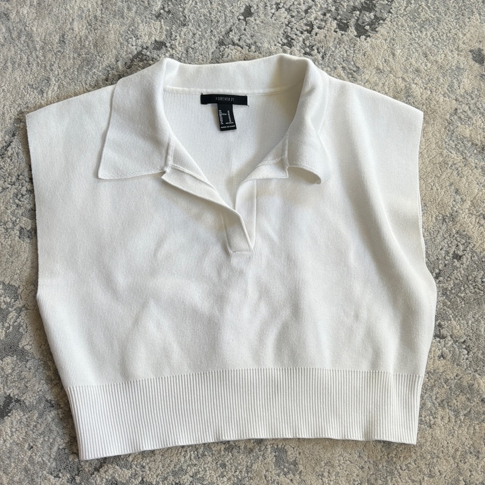Forever 21 White Collared Crop Top
